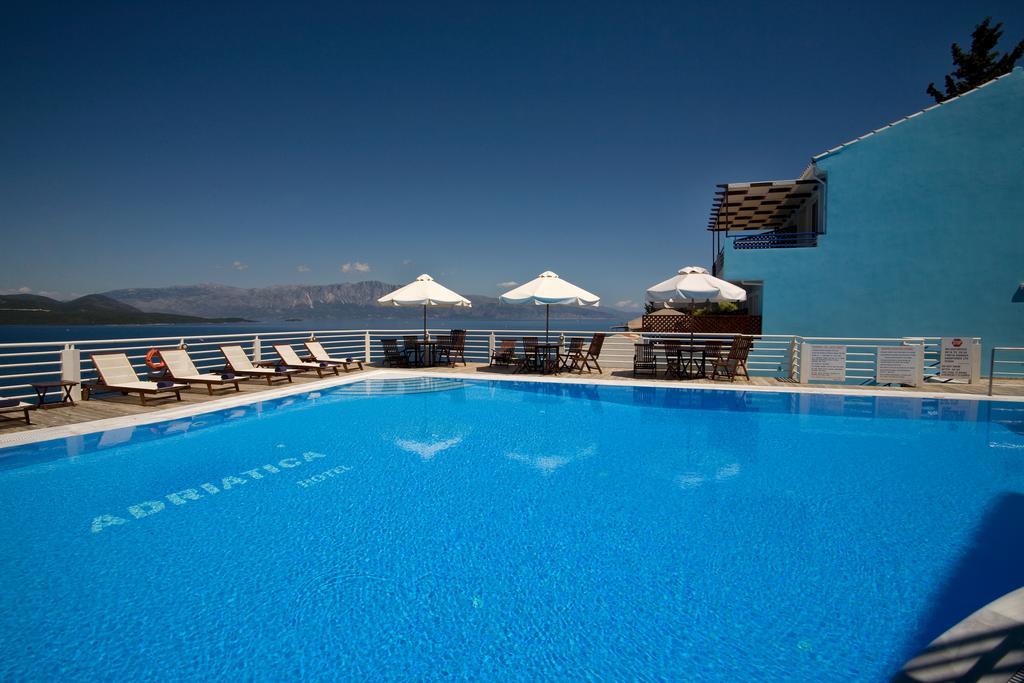 Adriatica Hotel นิเกียนา ภายนอก รูปภาพ