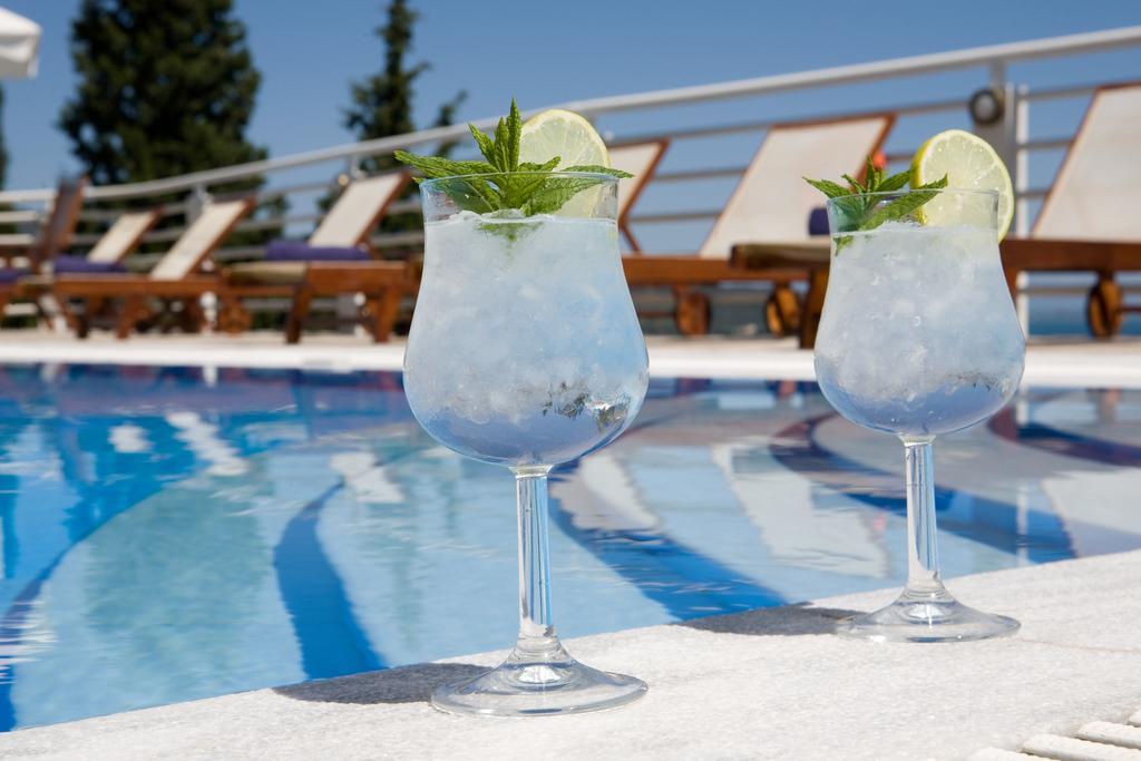 Adriatica Hotel นิเกียนา ภายนอก รูปภาพ